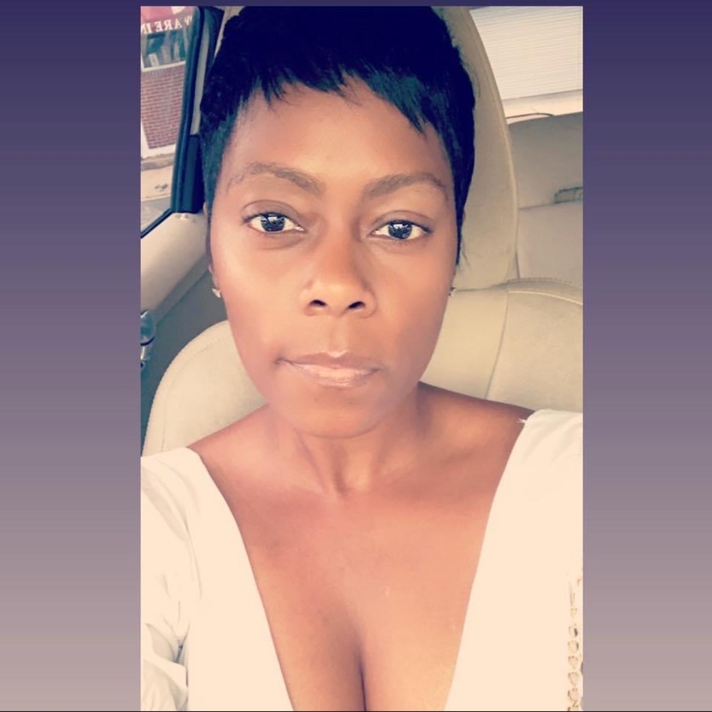 Meet your Seller/Buyer, Fatima💕